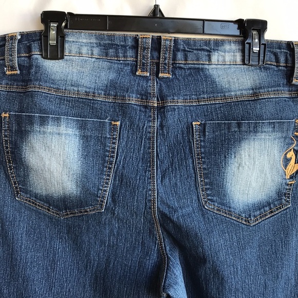 Phat Fashions Silver Label rolled capris with cat on back pocket, size 16 - Picture 8 of 12